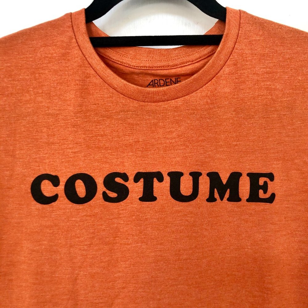 2/$25 🌻 Costume T-Shirt